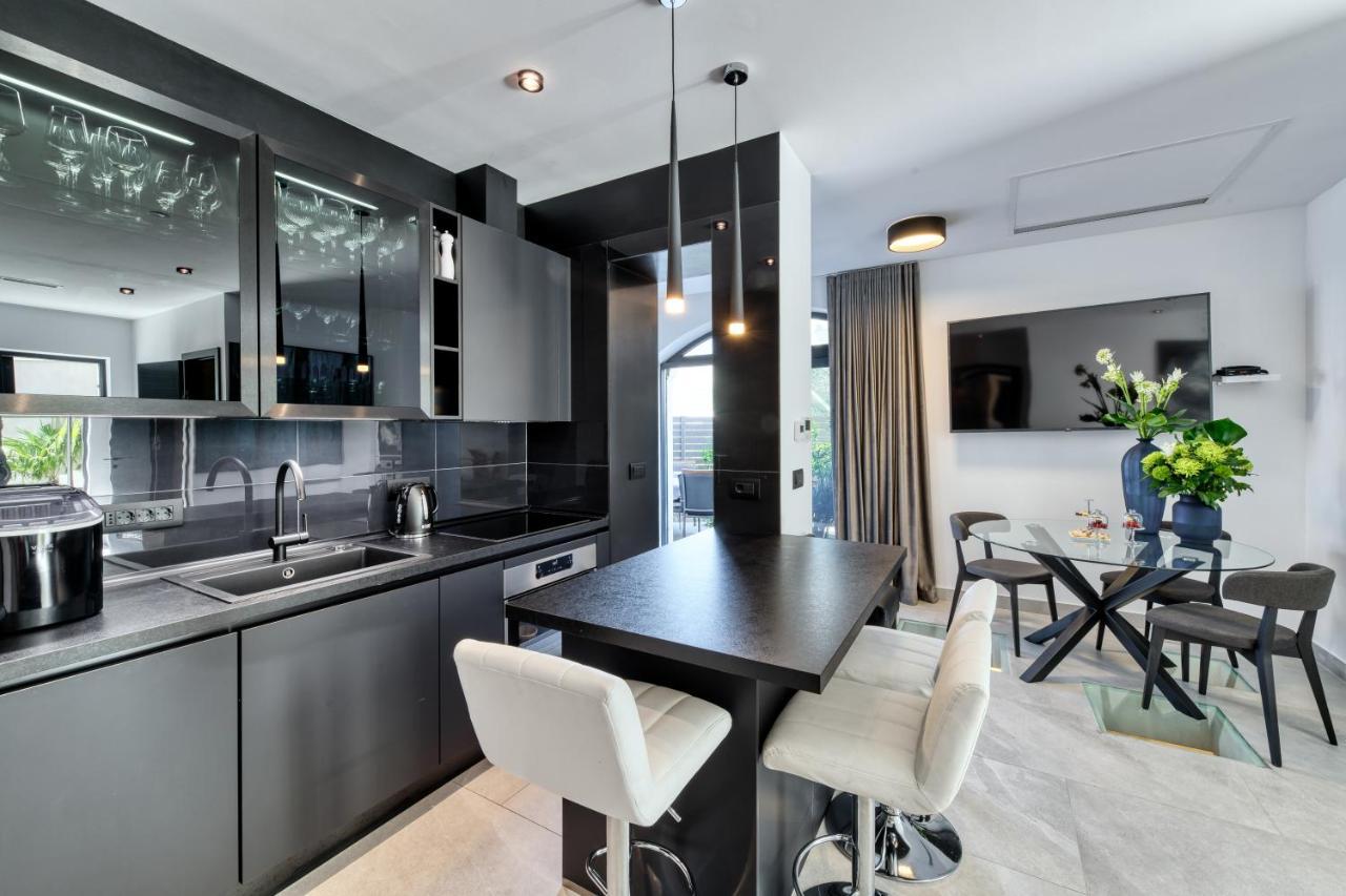 Apartment One B With Heated Private Pool Dubrovnik Exteriör bild