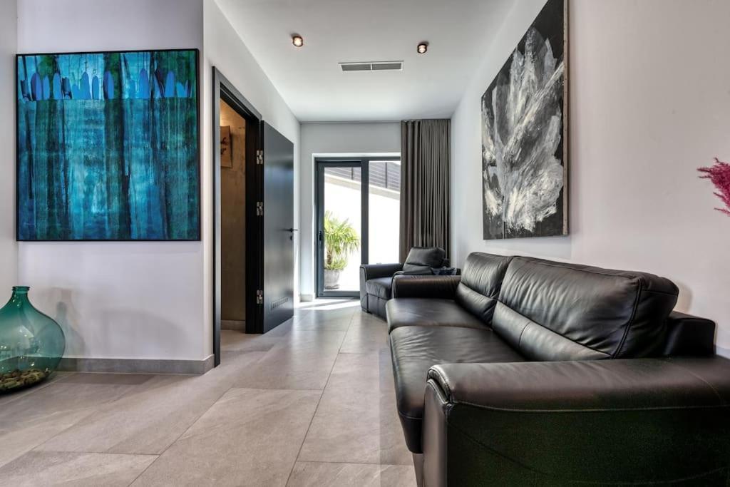 Apartment One B With Heated Private Pool Dubrovnik Exteriör bild