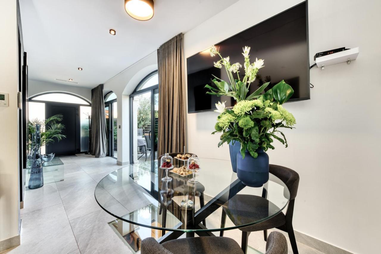 Apartment One B With Heated Private Pool Dubrovnik Exteriör bild